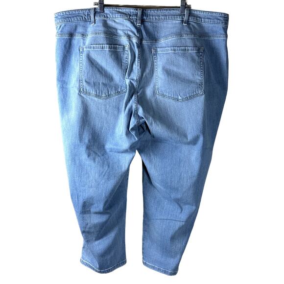 Lane Bryant MidRise Girlfriend Crop Wm Sz 28 Embellished Light Wash Casual Jeans - Picture 3 of 13